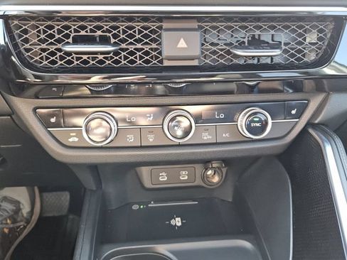 Certified 2025 Acura ADX FWD image 10