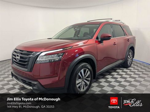 Used 2023 Nissan Pathfinder SL w/ Lighting Package (N92) FWD image 1