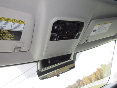 Used 2022 Toyota Tundra Limited image 21