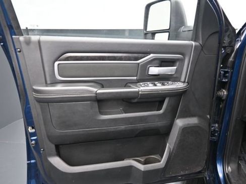 Used 2024 RAM 2500 Big Horn w/ Level 2 Equipment Group AWD/4WD image 12