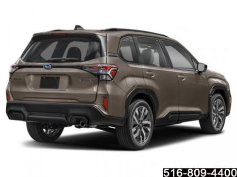 Used 2025 Subaru Forester Touring AWD/4WD image 2