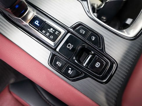 Used 2024 Lexus RX 350 F Sport image 25