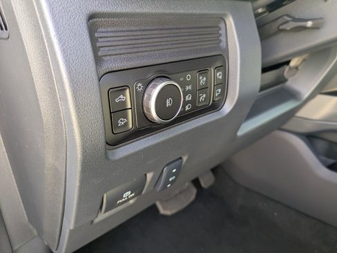 New 2026 Ford F250 Lariat w/ Chrome Package image 14