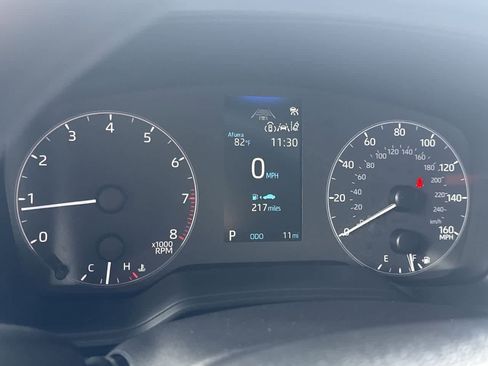 Used 2025 Toyota Corolla LE FWD image 16