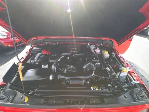 Used 2019 Jeep Wrangler Sport AWD/4WD image 30