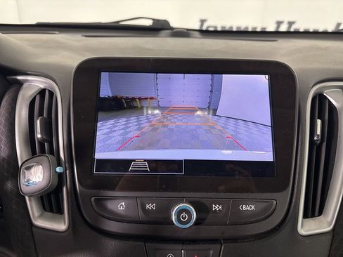 Used 2024 Chevrolet Malibu LT image 16