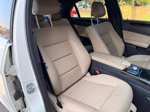Used 2011 Mercedes-Benz E 350 Sedan image 13