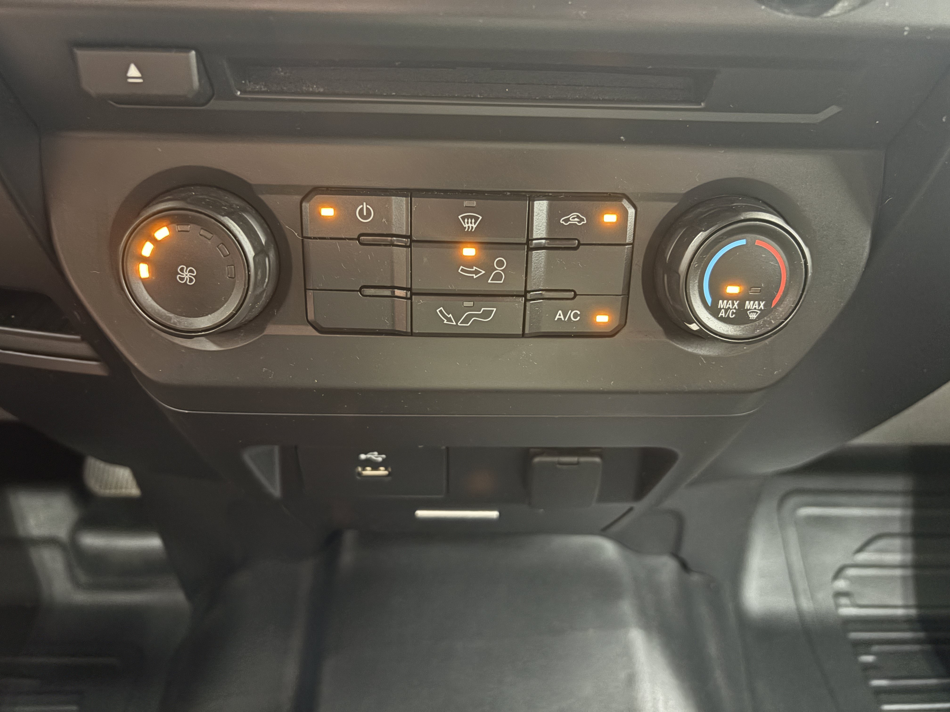 Used 2016 Ford F150 XL w/ Equipment Group 101A Mid AWD/4WD image 15