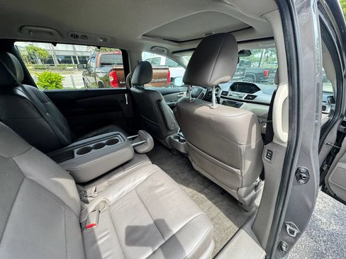 Used 2014 Honda Odyssey EX-L image 25