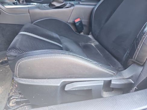 Used 2022 Toyota GR86 Premium image 12