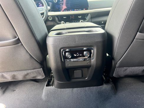 Certified 2025 Chevrolet Suburban Premier w/ Sun And Tow Package image 34