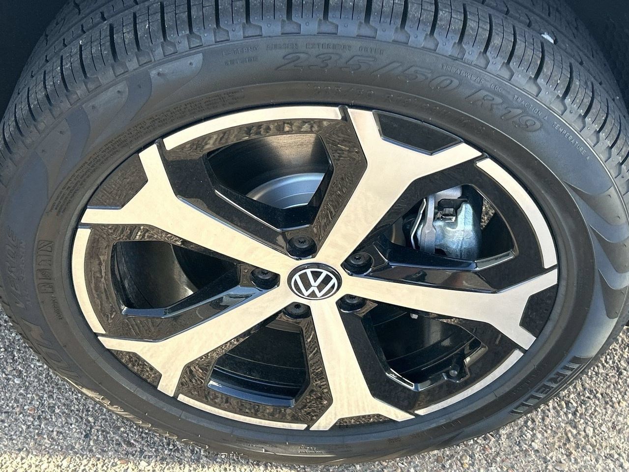 New 2026 Volkswagen Tiguan SE AWD/4WD image 6