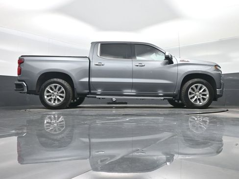 Used 2020 Chevrolet Silverado 1500 LTZ w/ LTZ Premium Package AWD/4WD image 31