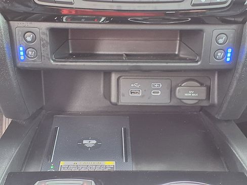 Used 2025 Honda Passport Black Edition image 21