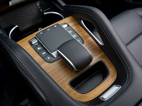 Certified 2024 Mercedes-Benz GLE 350 4MATIC image 25