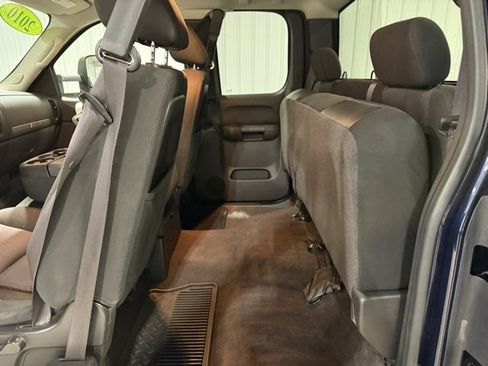 Used 2010 GMC Sierra 2500 SLE image 30