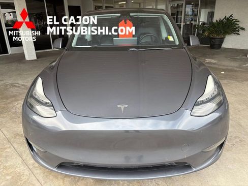 Used 2020 Tesla Model Y Performance AWD/4WD image 9