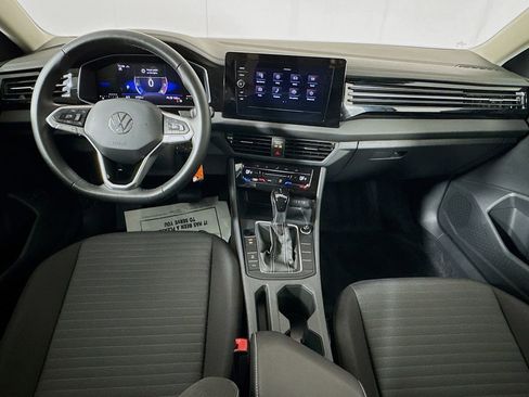 Used 2025 Volkswagen Jetta S image 24