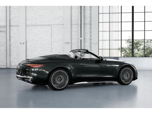 New 2026 Mercedes-Benz Maybach SL 680 image 18