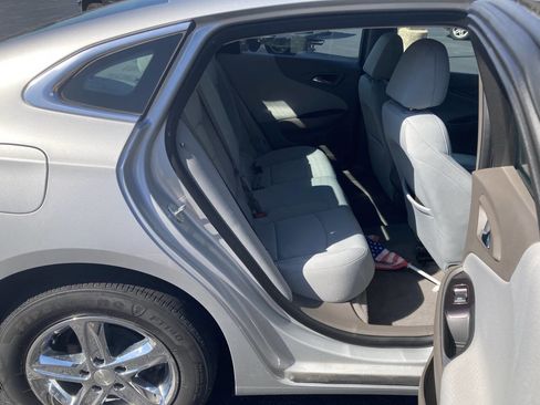 Used 2020 Chevrolet Malibu LS w/ Driver Confidence Package II image 22