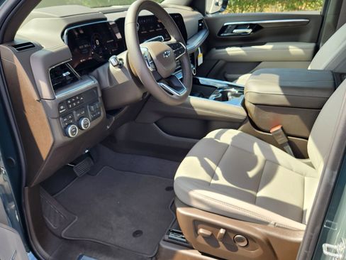 New 2026 Chevrolet Tahoe Z71 w/ Z71 Off-Road Package image 6