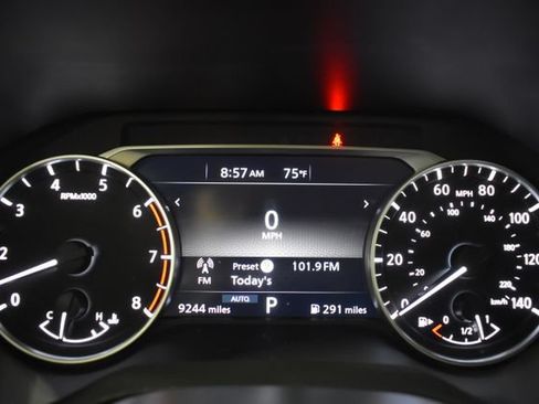 Used 2025 Nissan Rogue SV w/ Rock Creek Premium Package AWD/4WD image 25