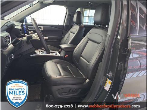 Used 2024 Ford Explorer XLT w/ Equipment Group 202A AWD/4WD image 7
