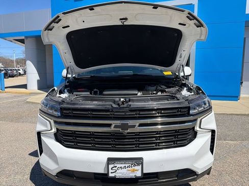 Certified 2022 Chevrolet Tahoe RST w/ Sport Performance Package AWD/4WD image 11