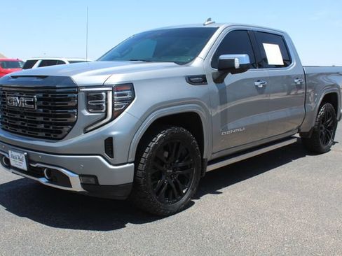 Used 2023 GMC Sierra 1500 Denali Ultimate AWD/4WD image 8