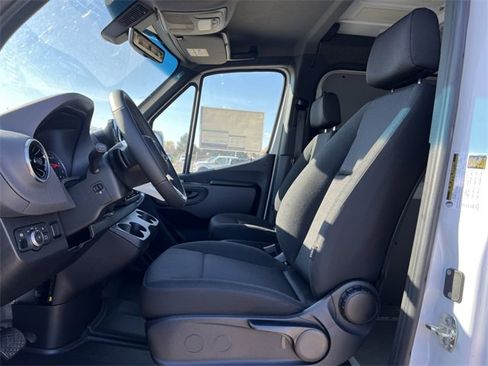 New 2025 Mercedes-Benz Sprinter 2500 image 5