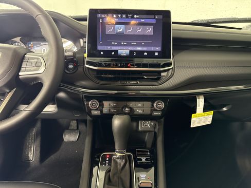 New 2026 Jeep Compass Latitude image 22