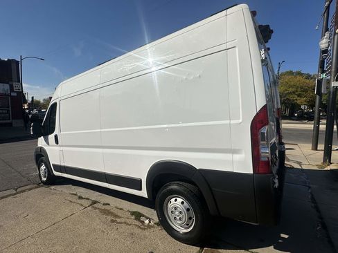 Used 2019 RAM ProMaster 2500 w/ Interior Convenience Group image 5