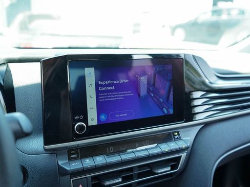 Used 2025 Toyota Camry LE image 21