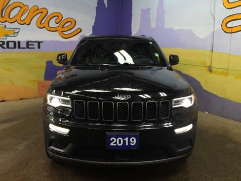 Used 2019 Jeep Grand Cherokee High Altitude AWD/4WD image 3