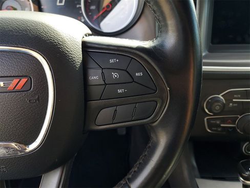 Used 2022 Dodge Charger SXT image 16