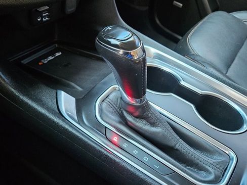 Used 2020 Chevrolet Traverse Premier image 12