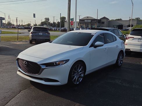 Used 2021 MAZDA MAZDA3 s AWD/4WD image 3