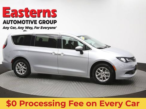 Used 2023 Chrysler Voyager LX FWD image 47