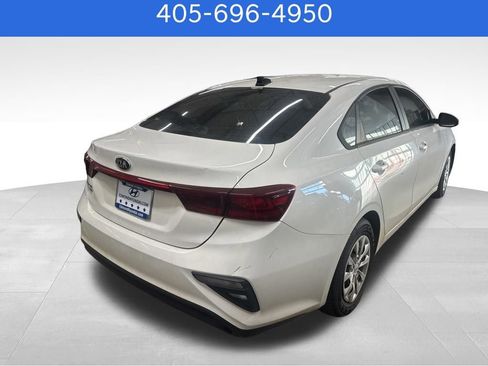 Used 2021 Kia Forte Sedan FWD image 3