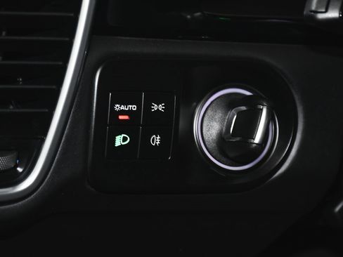 Used 2023 Porsche Cayenne GTS image 23