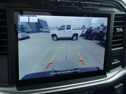 Used 2023 Ford F150 XLT w/ Equipment Group 302A High image 4