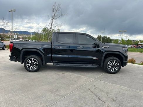 Used 2023 GMC Sierra 1500 AT4 w/ AT4 Premium Package AWD/4WD image 9