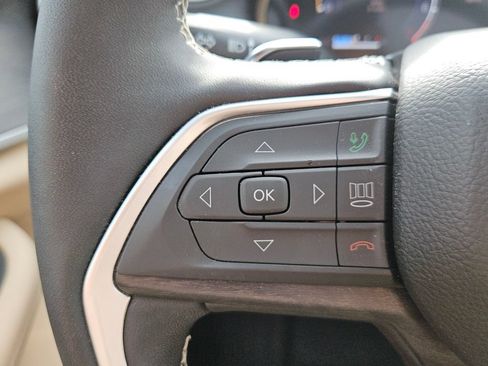 Used 2025 Jeep Grand Cherokee L Limited AWD/4WD image 22