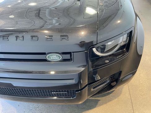 Used 2022 Land Rover Defender 110 X-Dynamic HSE AWD/4WD image 7