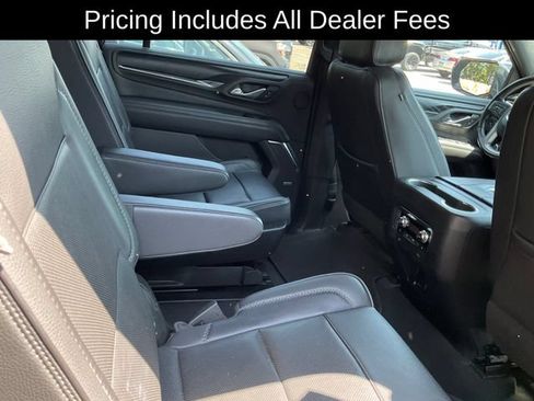 Used 2021 GMC Yukon XL Denali AWD/4WD image 7