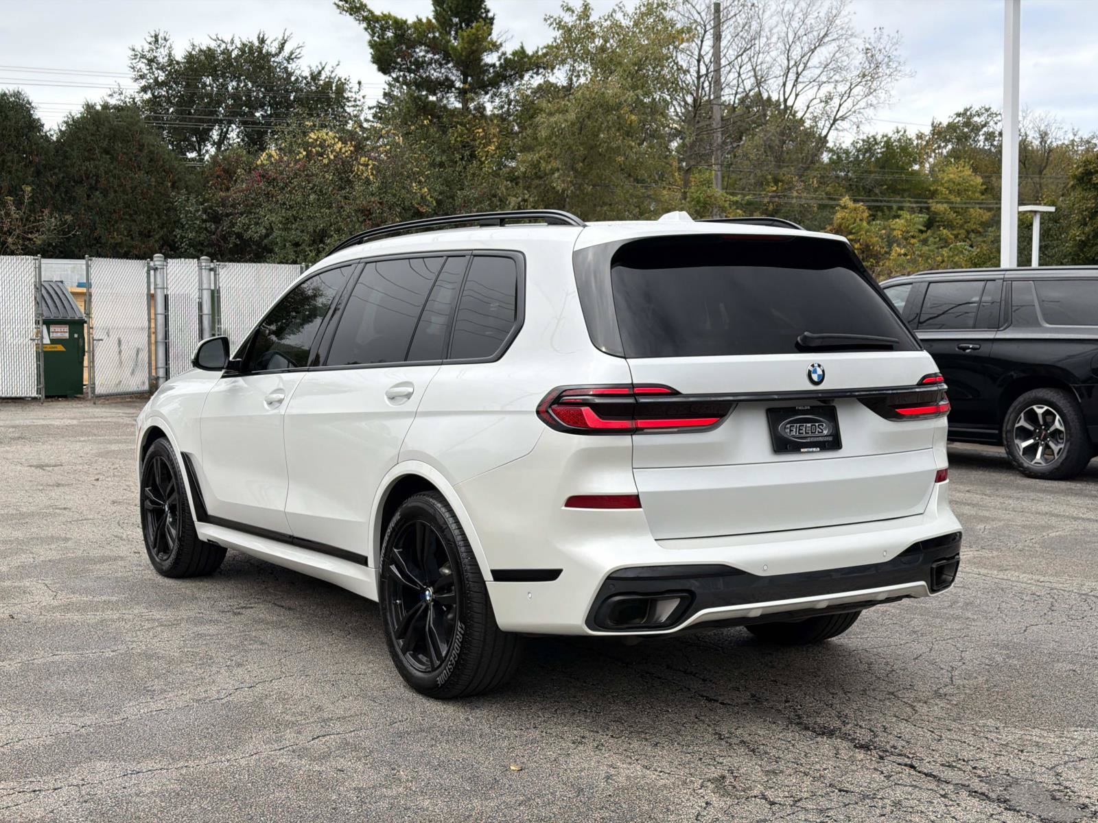 Certified 2024 BMW X7 xDrive40i w/ M Sport Package AWD/4WD image 7