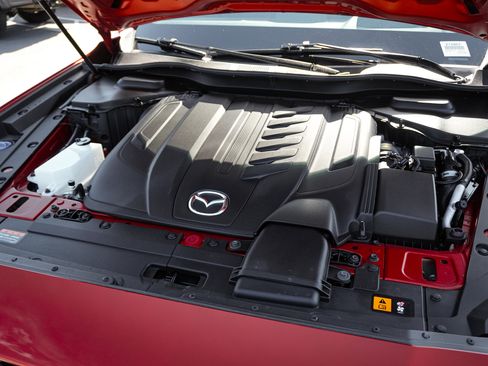 Certified 2025 MAZDA CX-70 3.3 Turbo S w/ Premium Package image 36