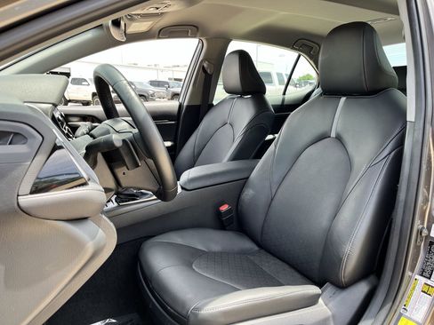 Used 2024 Toyota Camry XSE FWD image 22