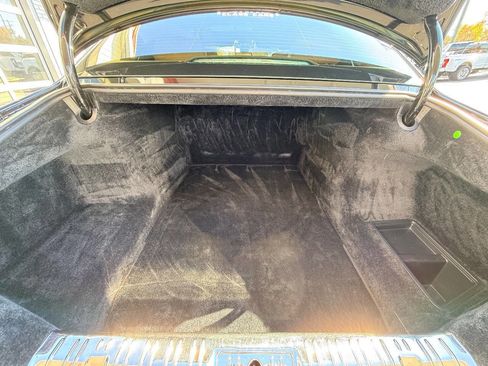 Used 2014 Rolls-Royce Ghost image 33