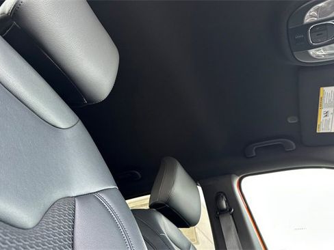 New 2026 Jeep Compass Latitude image 16